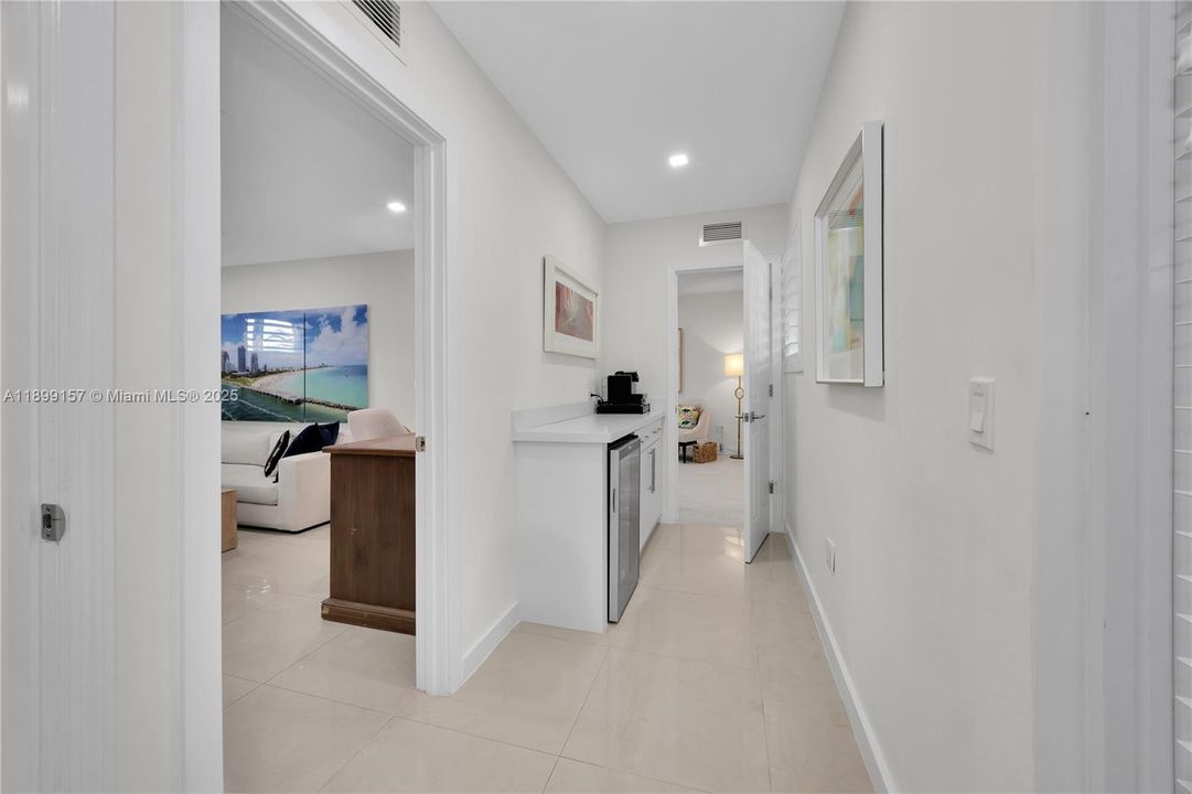 En Venta: $1,995,000 (5 camas, 4 baños, 3330 Pies cuadrados)