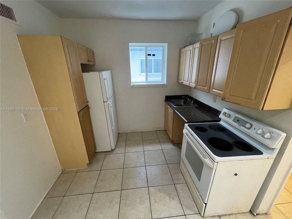 For Rent: $1,500 (1 beds, 1 baths, 465 Square Feet)