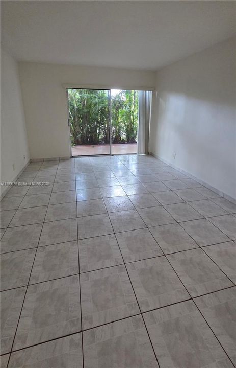 Недавно арендовано: $1,700 (1 спален, 1 ванн, 710 Квадратных фут)