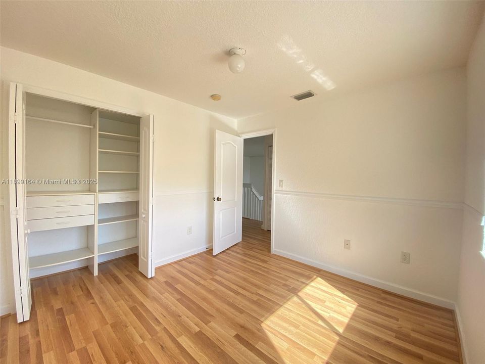 Recently Rented: $3,550 (3 beds, 2 baths, 1761 Square Feet)