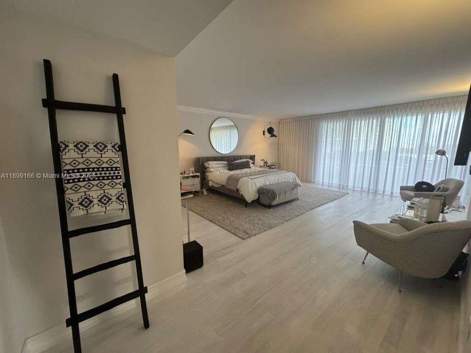 For Rent: $7,200 (3 beds, 2 baths, 2749 Square Feet)