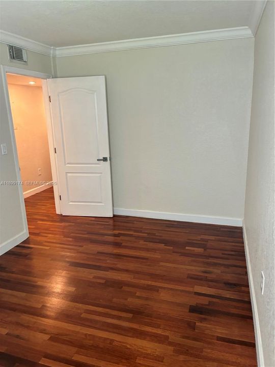 For Rent: $2,750 (3 beds, 2 baths, 1192 Square Feet)
