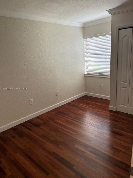 For Rent: $2,750 (3 beds, 2 baths, 1192 Square Feet)