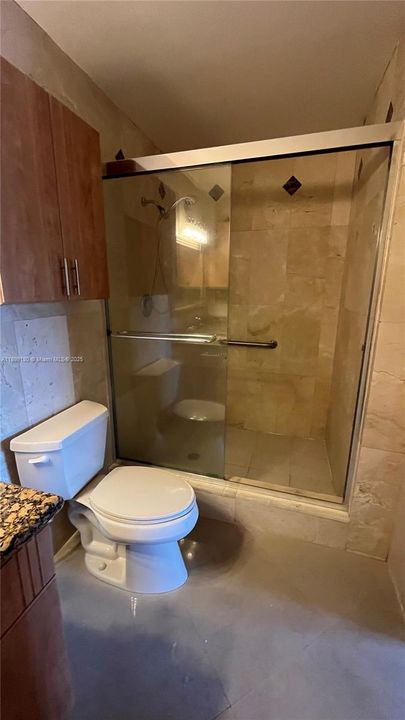 最近租的: $1,950 (1 贝兹, 1 浴室, 804 平方英尺)