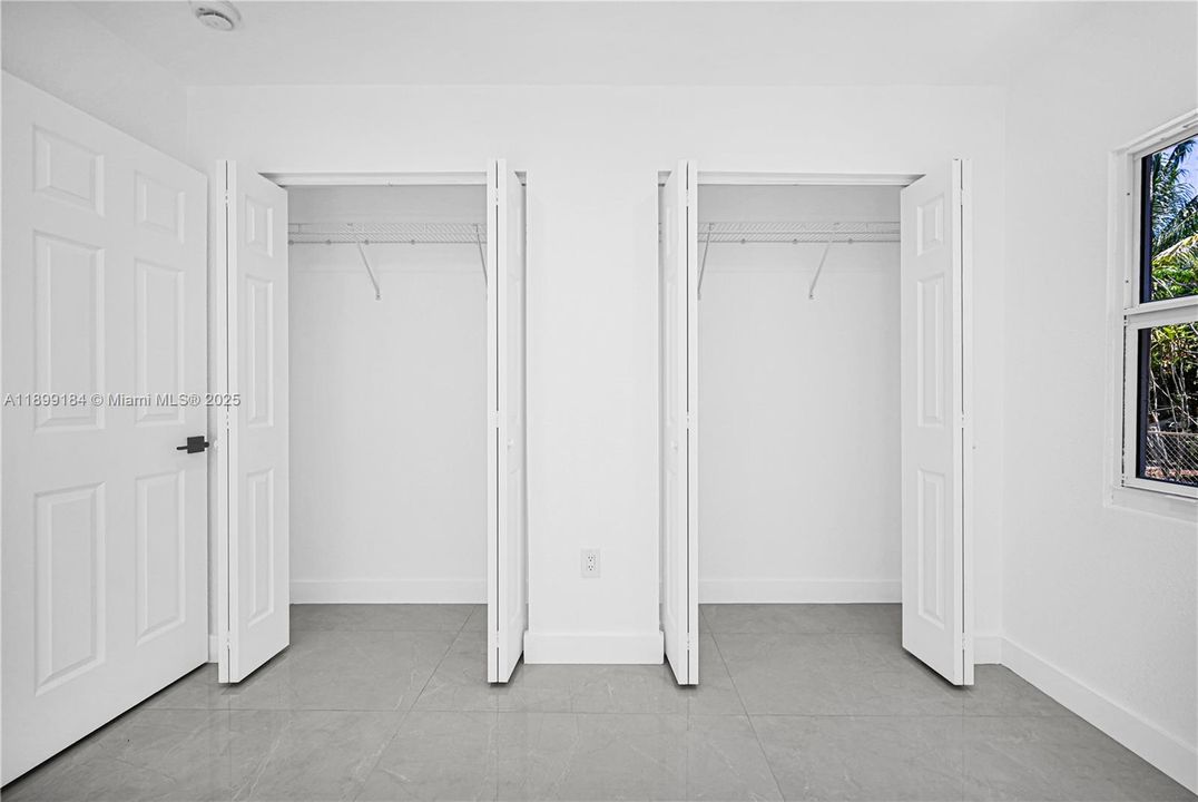 待售: $550,000 (3 贝兹, 2 浴室, 1284 平方英尺)