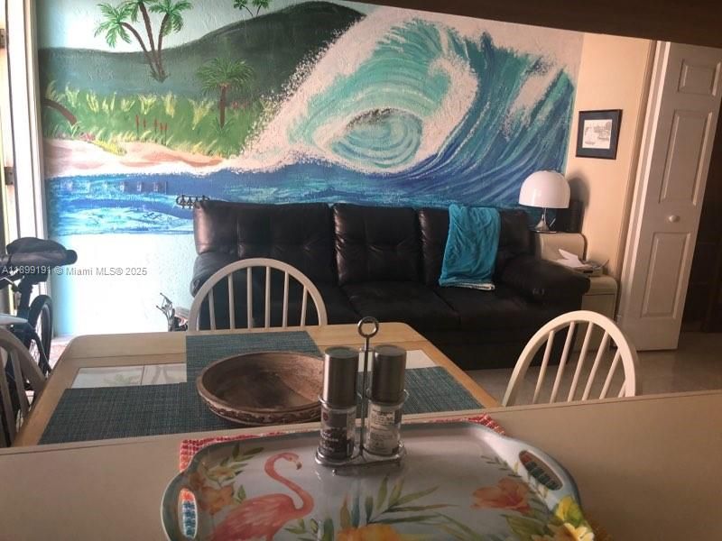 Recently Rented: $1,999 (1 beds, 1 baths, 390 Square Feet)