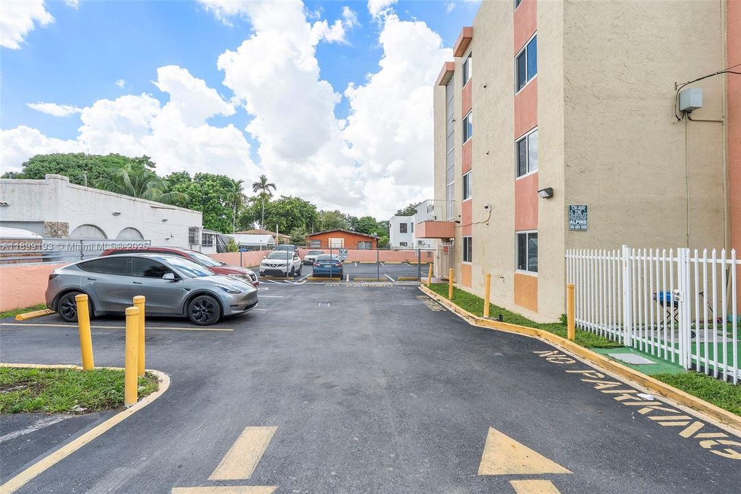 For Sale: $9,000,000 (0 beds, 0 baths, 25899 Square Feet)