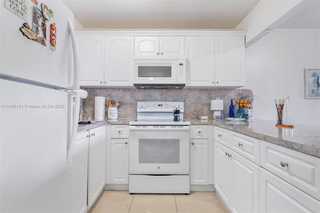 For Sale: $9,000,000 (0 beds, 0 baths, 25899 Square Feet)