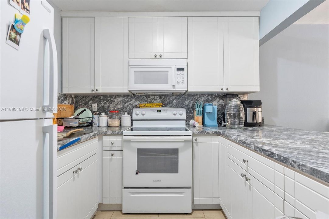 For Sale: $9,000,000 (0 beds, 0 baths, 25899 Square Feet)