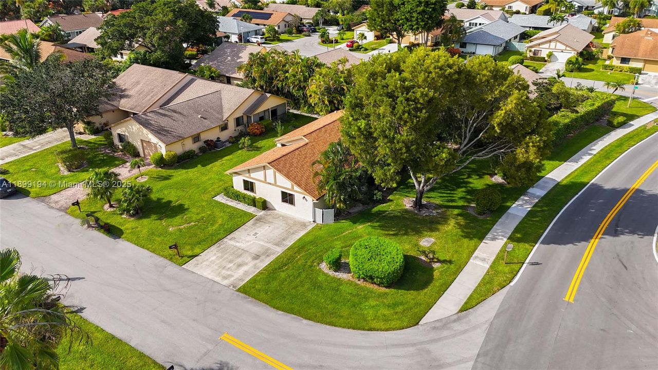 En Venta: $499,999 (3 camas, 2 baños, 1719 Pies cuadrados)