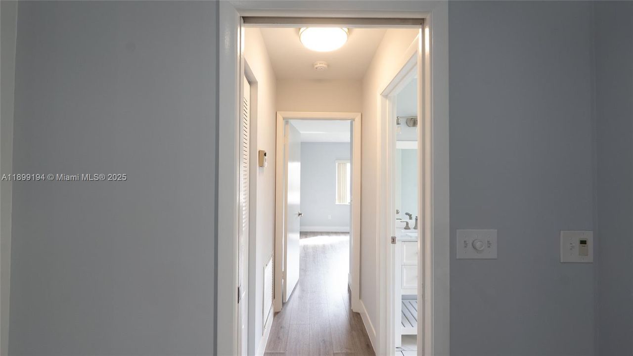 En Venta: $499,999 (3 camas, 2 baños, 1719 Pies cuadrados)