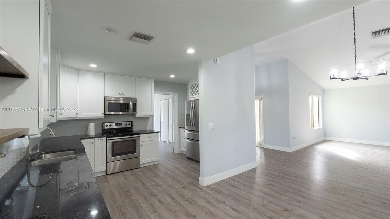 En Venta: $499,999 (3 camas, 2 baños, 1719 Pies cuadrados)