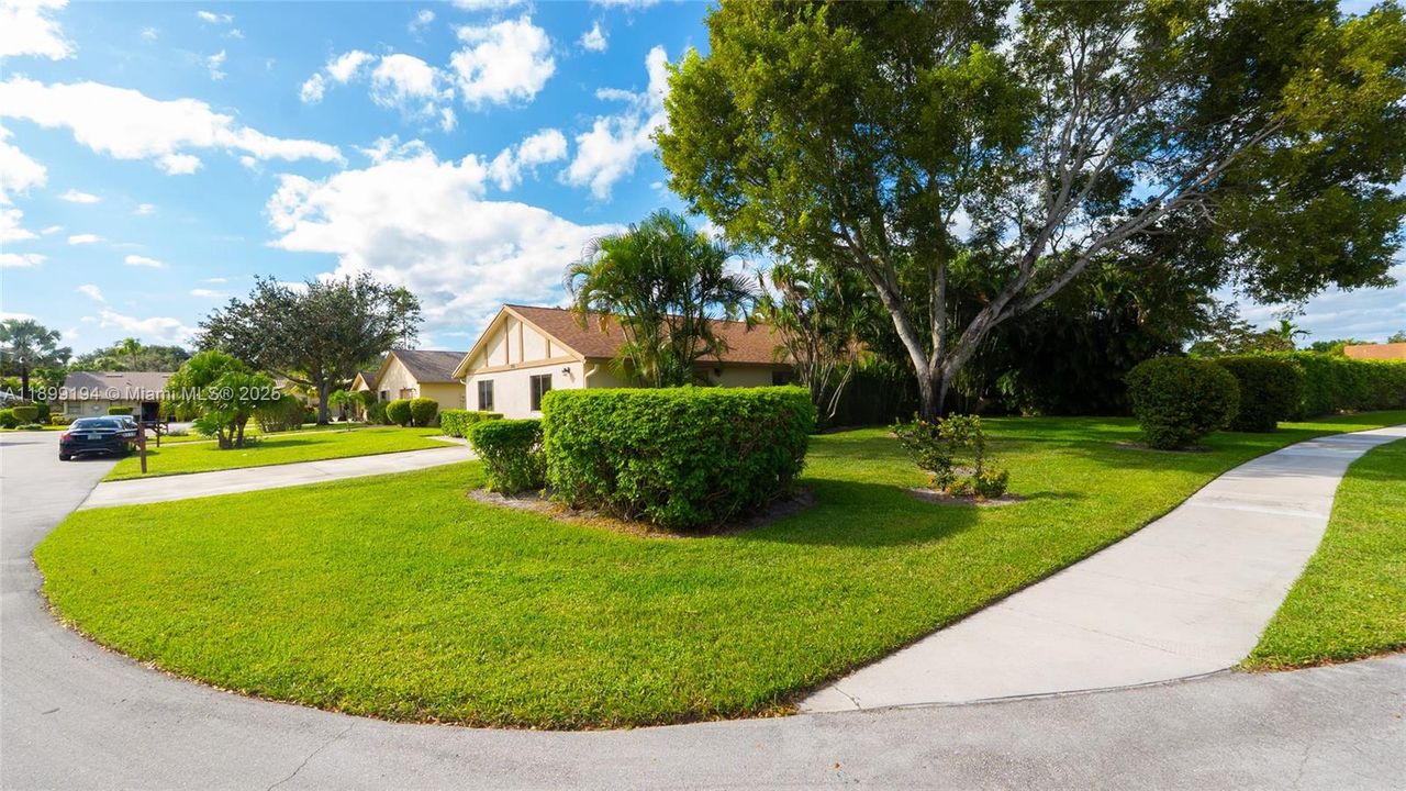 En Venta: $499,999 (3 camas, 2 baños, 1719 Pies cuadrados)