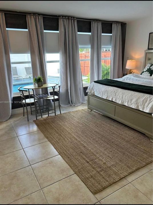 For Rent: $4,800 (4 beds, 2 baths, 1830 Square Feet)