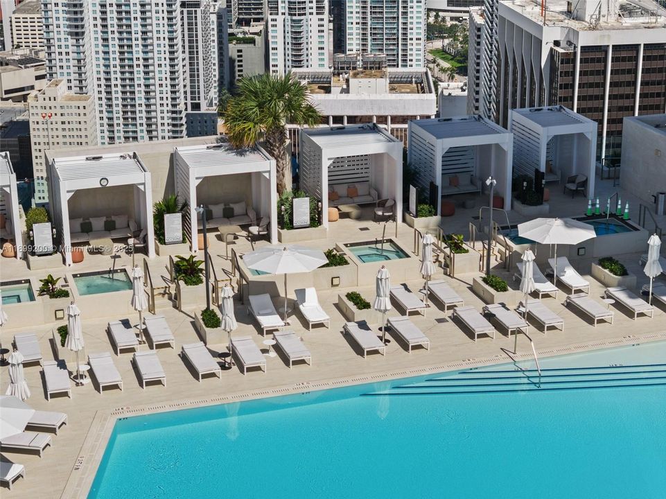 For Rent: $12,850 (2 beds, 2 baths, 1437 Square Feet)