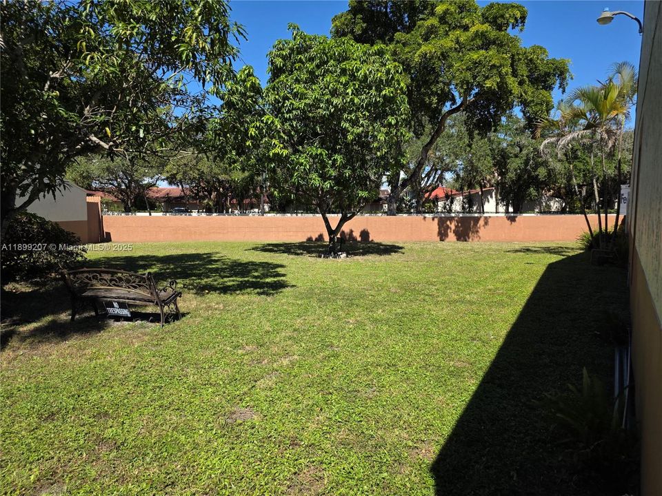 For Sale: $595,000 (3 beds, 2 baths, 1445 Square Feet)