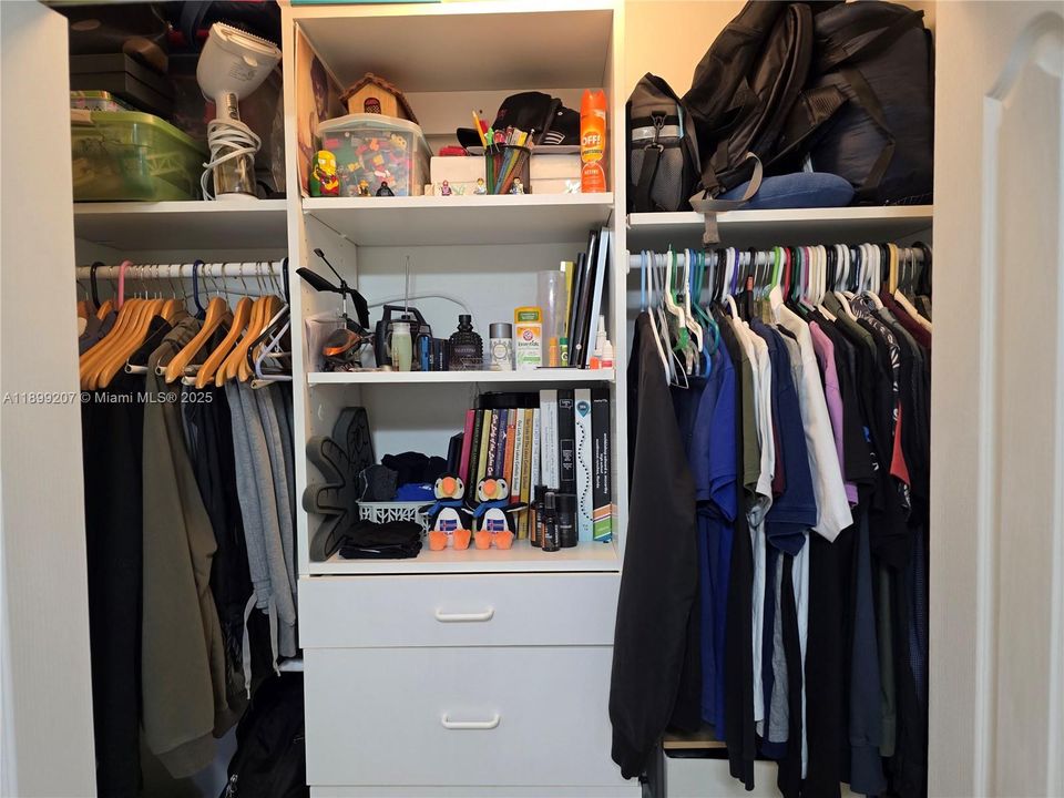 For Sale: $595,000 (3 beds, 2 baths, 1445 Square Feet)