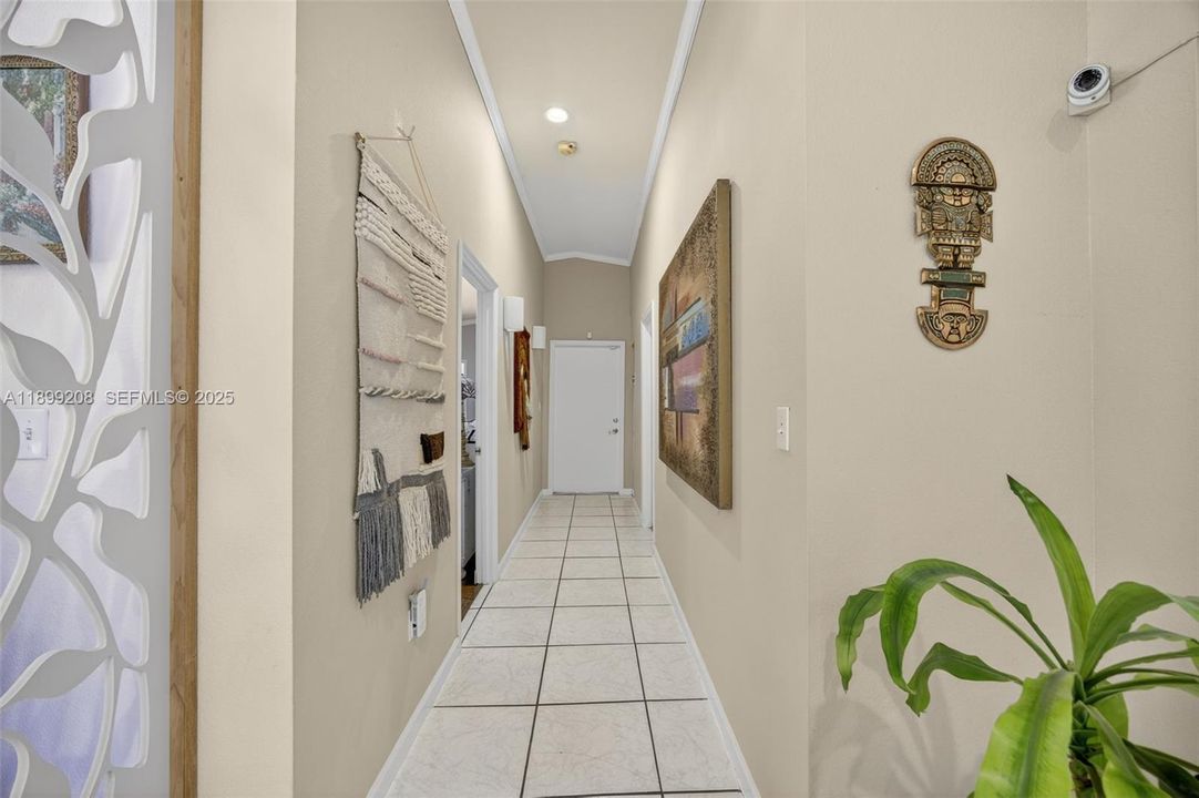 待售: $865,000 (4 贝兹, 3 浴室, 2462 平方英尺)