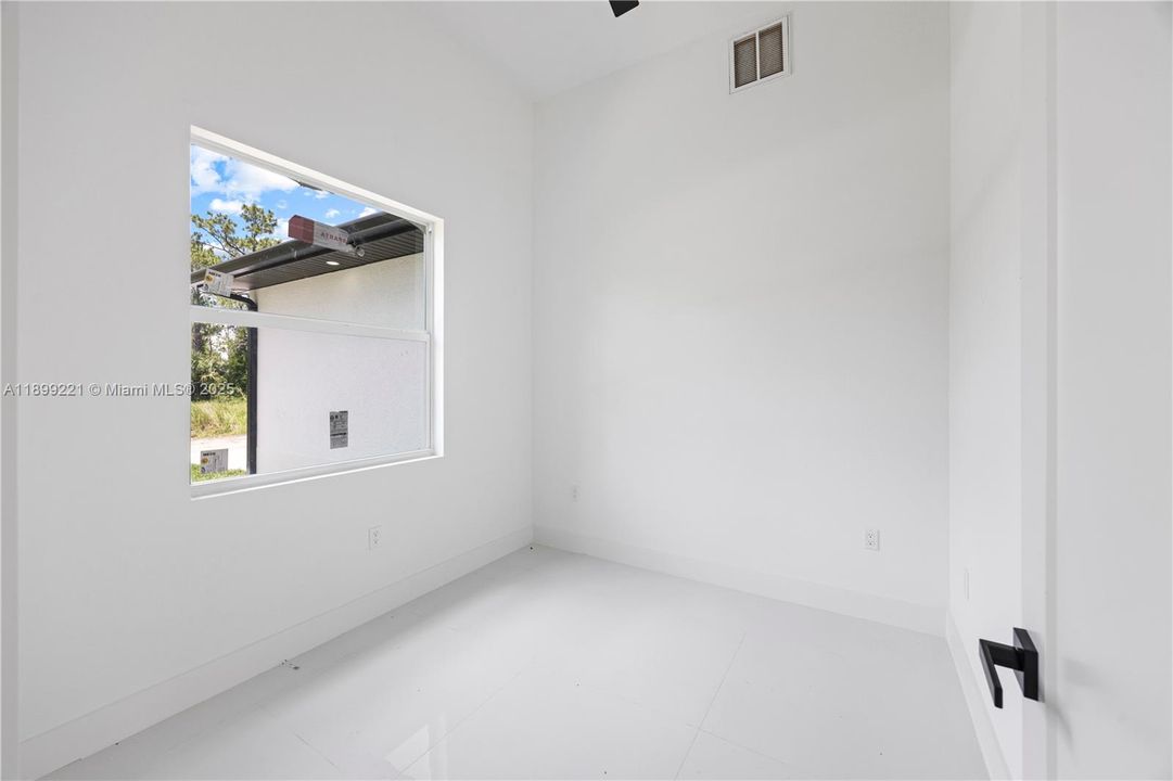 En Renta: $2,000 (3 camas, 2 baños, 0 Pies cuadrados)