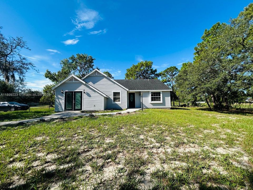 For Rent: $2,350 (4 beds, 3 baths, 0 Square Feet)