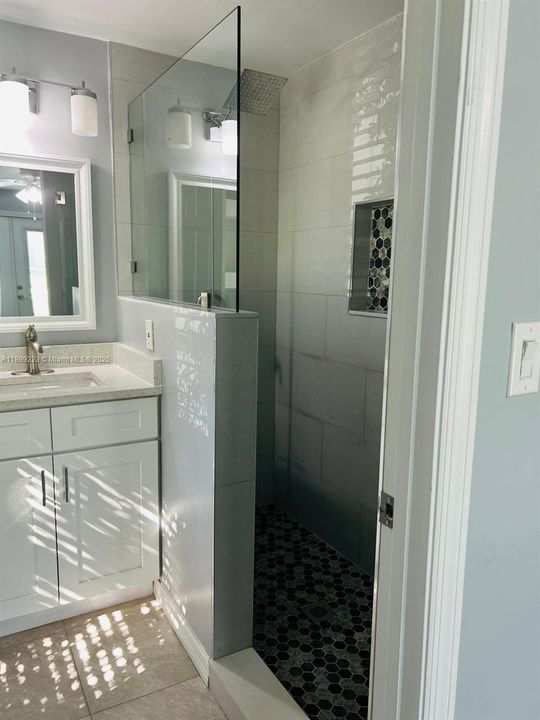 For Rent: $2,350 (4 beds, 3 baths, 0 Square Feet)