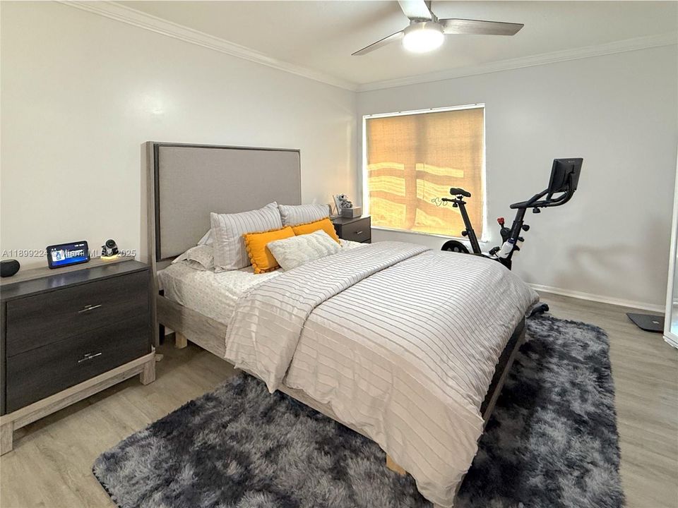 Active With Contract: $170,000 (2 beds, 2 baths, 1016 Square Feet)