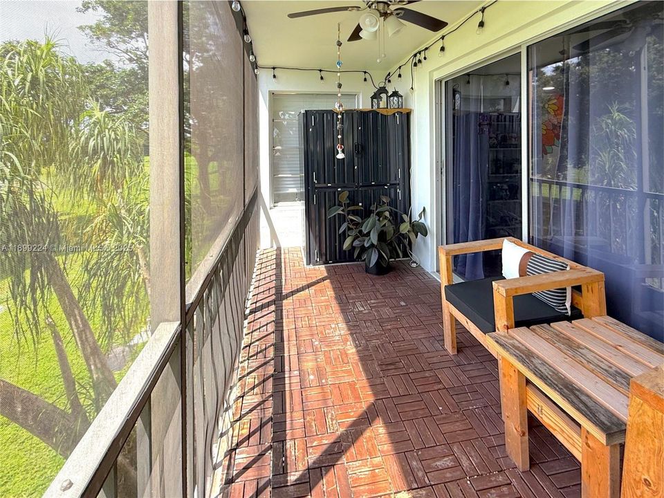 Active With Contract: $170,000 (2 beds, 2 baths, 1016 Square Feet)