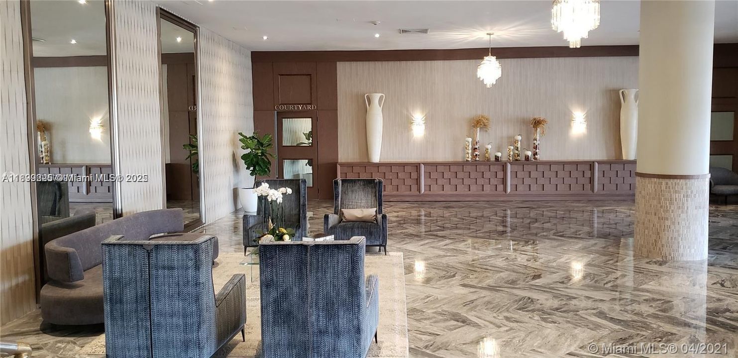 For Rent: $2,600 (1 beds, 1 baths, 570 Square Feet)