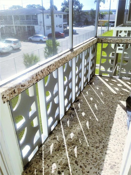 Recently Rented: $1,695 (1 beds, 1 baths, 746 Square Feet)