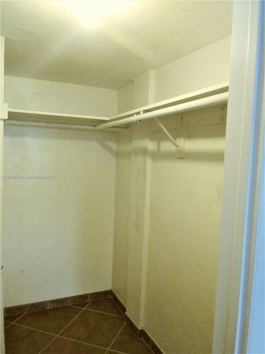 Recently Rented: $1,695 (1 beds, 1 baths, 746 Square Feet)