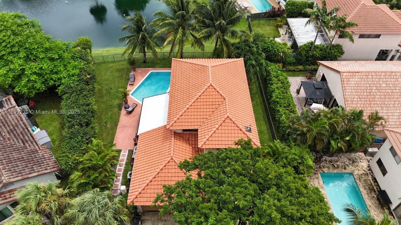 Active With Contract: $649,999 (3 beds, 2 baths, 1912 Square Feet)