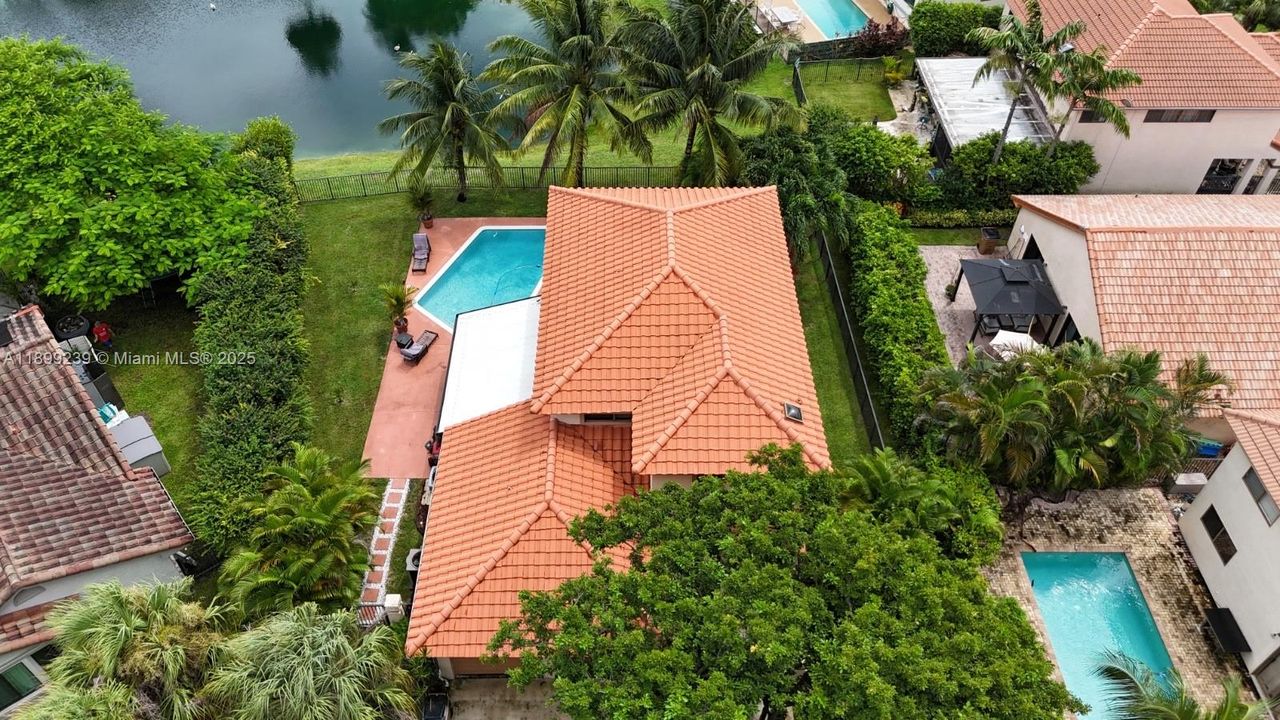 Active With Contract: $649,999 (3 beds, 2 baths, 1912 Square Feet)