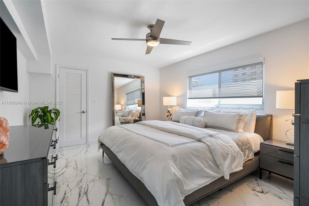 Recently Rented: $5,200 (2 beds, 2 baths, 1070 Square Feet)