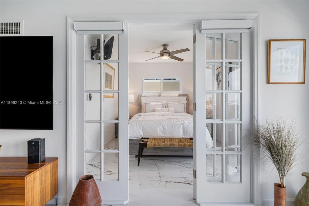 Recently Rented: $5,200 (2 beds, 2 baths, 1070 Square Feet)