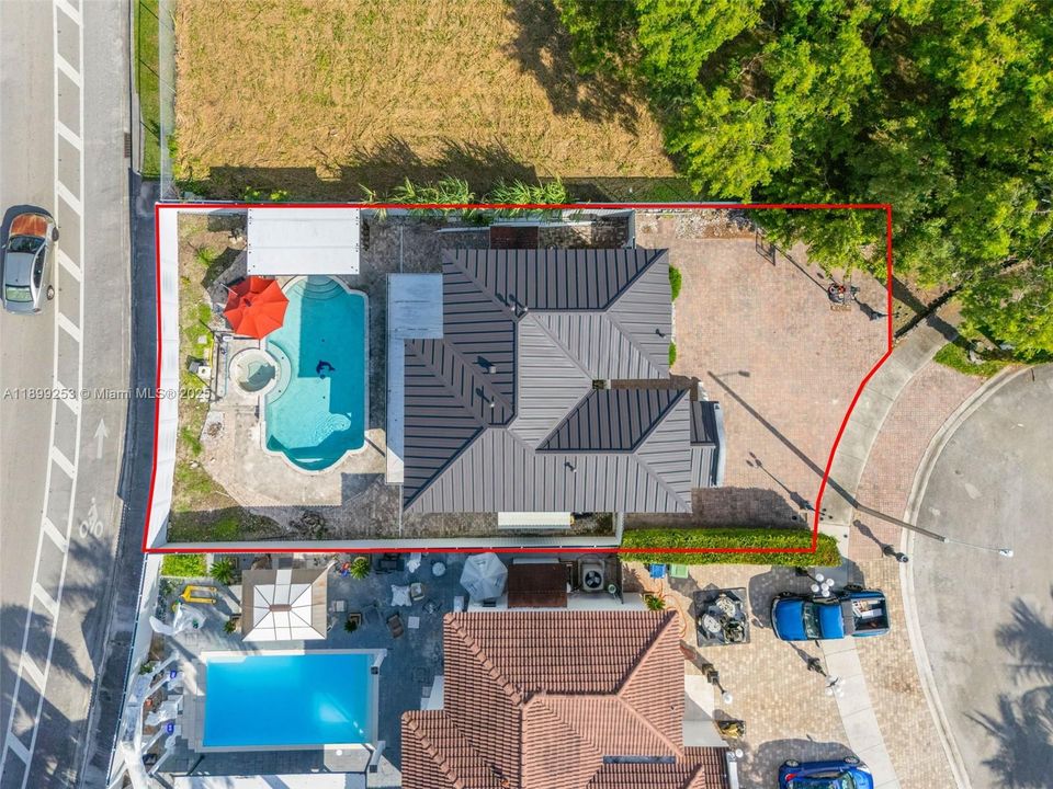 En Venta: $680,000 (3 camas, 2 baños, 1642 Pies cuadrados)