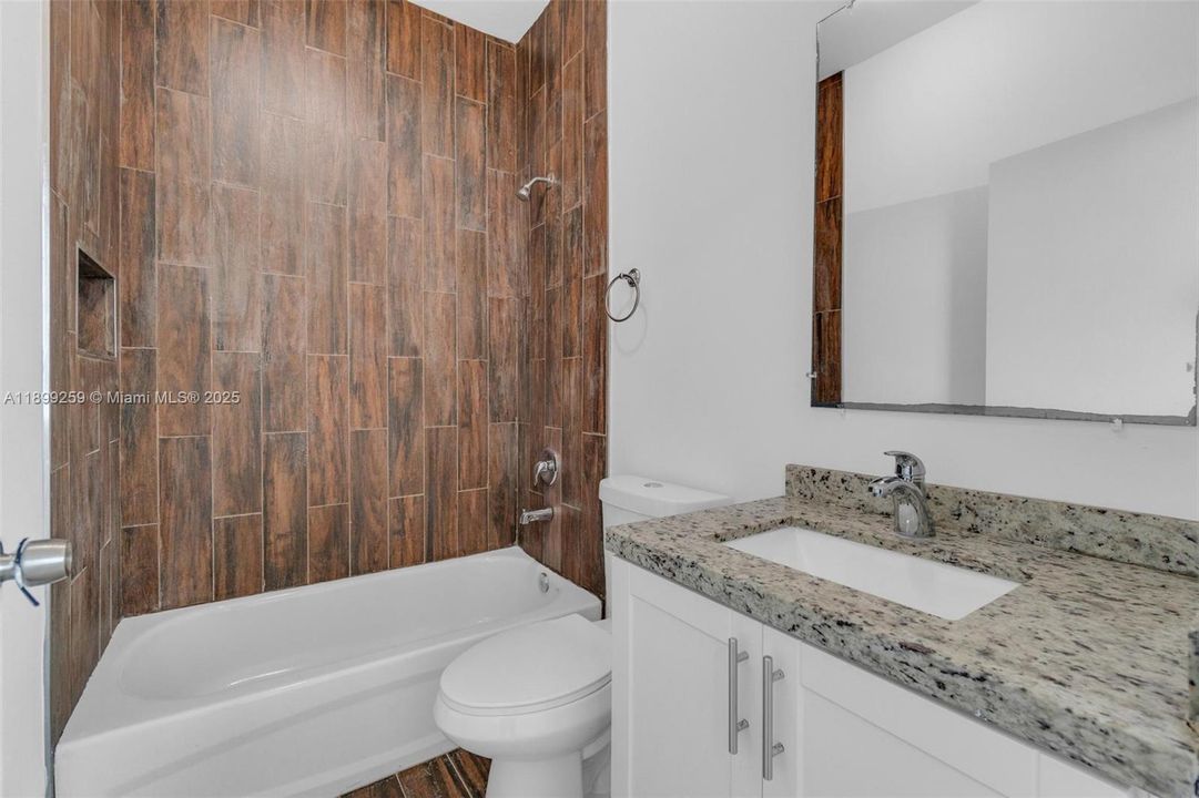 For Rent: $3,900 (4 beds, 4 baths, 1936 Square Feet)