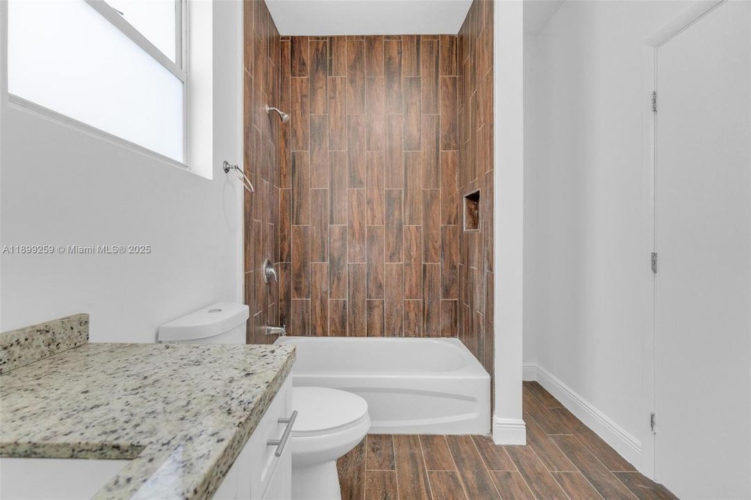 For Rent: $3,900 (4 beds, 4 baths, 1936 Square Feet)