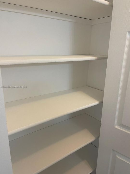 Recently Rented: $3,000 (3 beds, 2 baths, 1446 Square Feet)