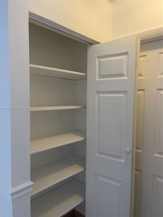 Recently Rented: $3,000 (3 beds, 2 baths, 1446 Square Feet)