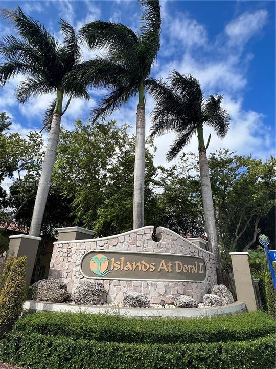 For Rent: $3,300 (4 beds, 3 baths, 1507 Square Feet)