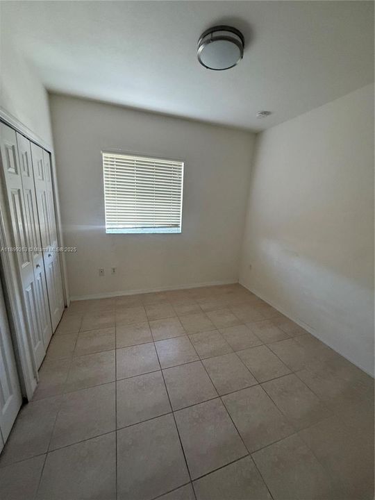 For Rent: $3,300 (4 beds, 3 baths, 1507 Square Feet)