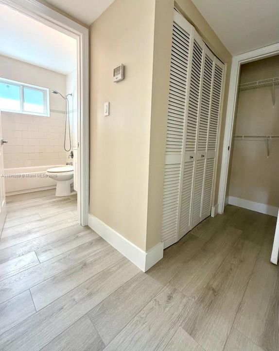 For Rent: $2,850 (2 beds, 2 baths, 1200 Square Feet)