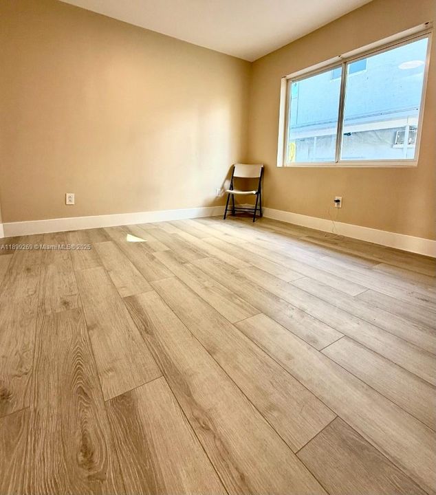 For Rent: $2,850 (2 beds, 2 baths, 1200 Square Feet)