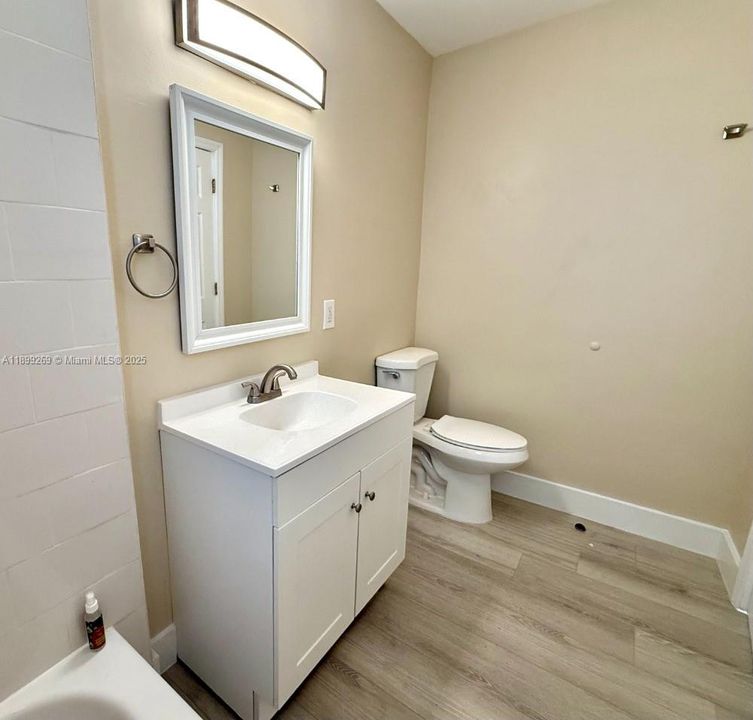 For Rent: $2,850 (2 beds, 2 baths, 1200 Square Feet)