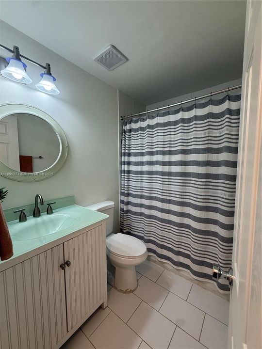 For Rent: $3,800 (3 beds, 2 baths, 1349 Square Feet)