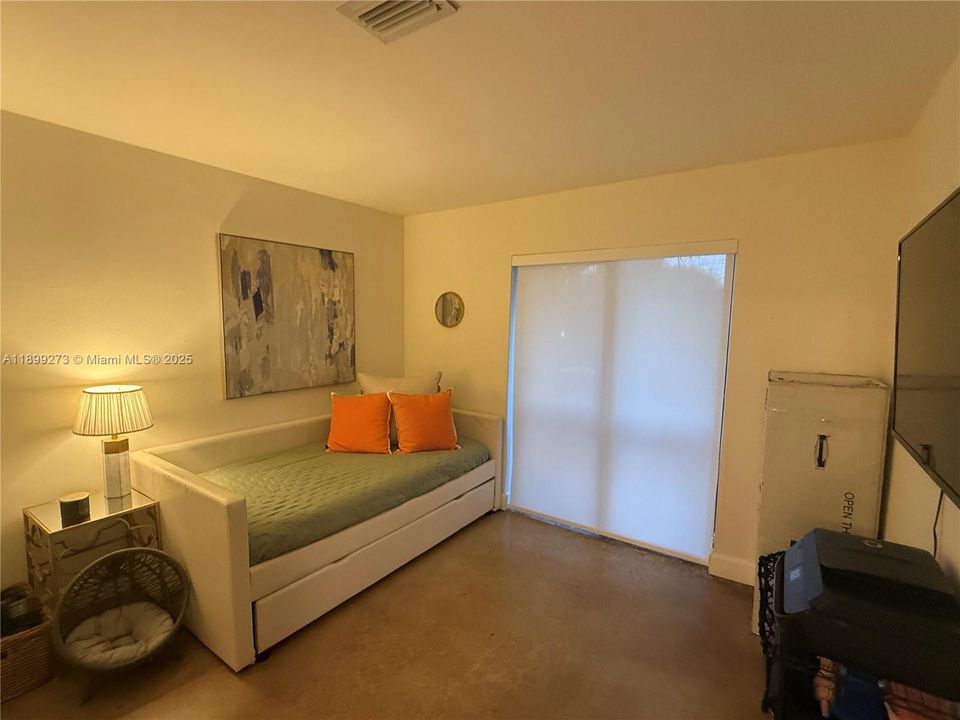 For Rent: $3,800 (3 beds, 2 baths, 1349 Square Feet)
