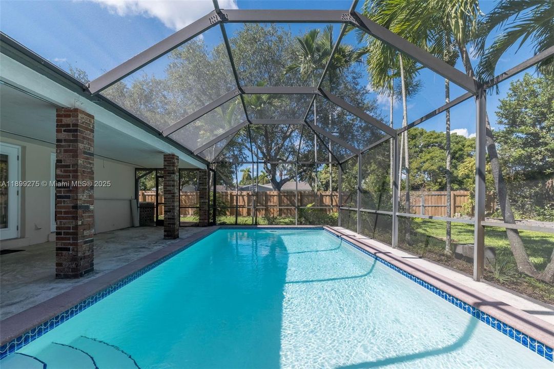 Active With Contract: $965,000 (4 beds, 3 baths, 2038 Square Feet)