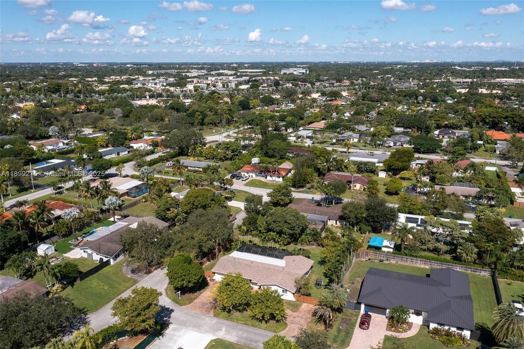 Active With Contract: $965,000 (4 beds, 3 baths, 2038 Square Feet)