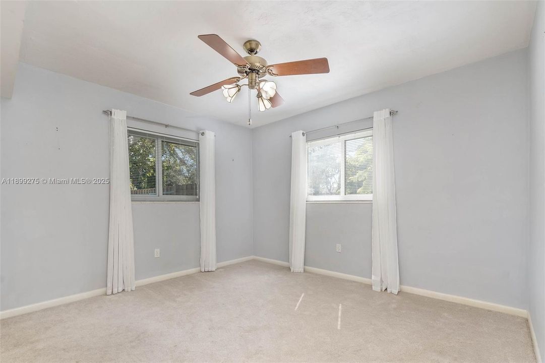 Active With Contract: $965,000 (4 beds, 3 baths, 2038 Square Feet)