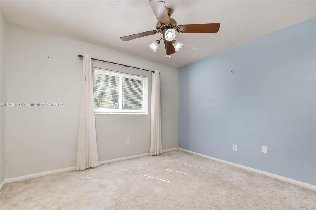 Active With Contract: $965,000 (4 beds, 3 baths, 2038 Square Feet)